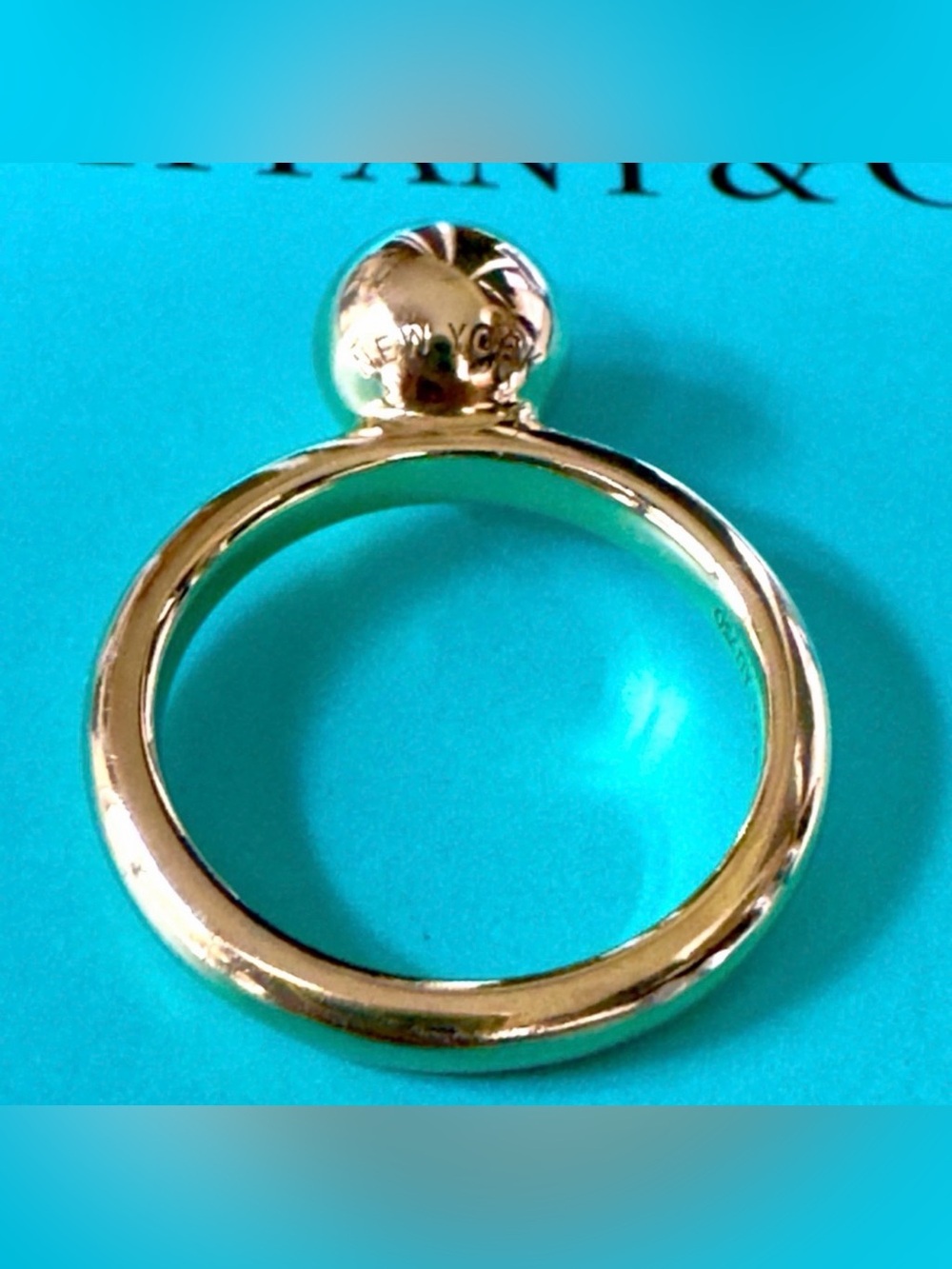 Authentic Tiffany & Co. 18k Yellow Gold 8mm Hardwear Ball Ring Size 6